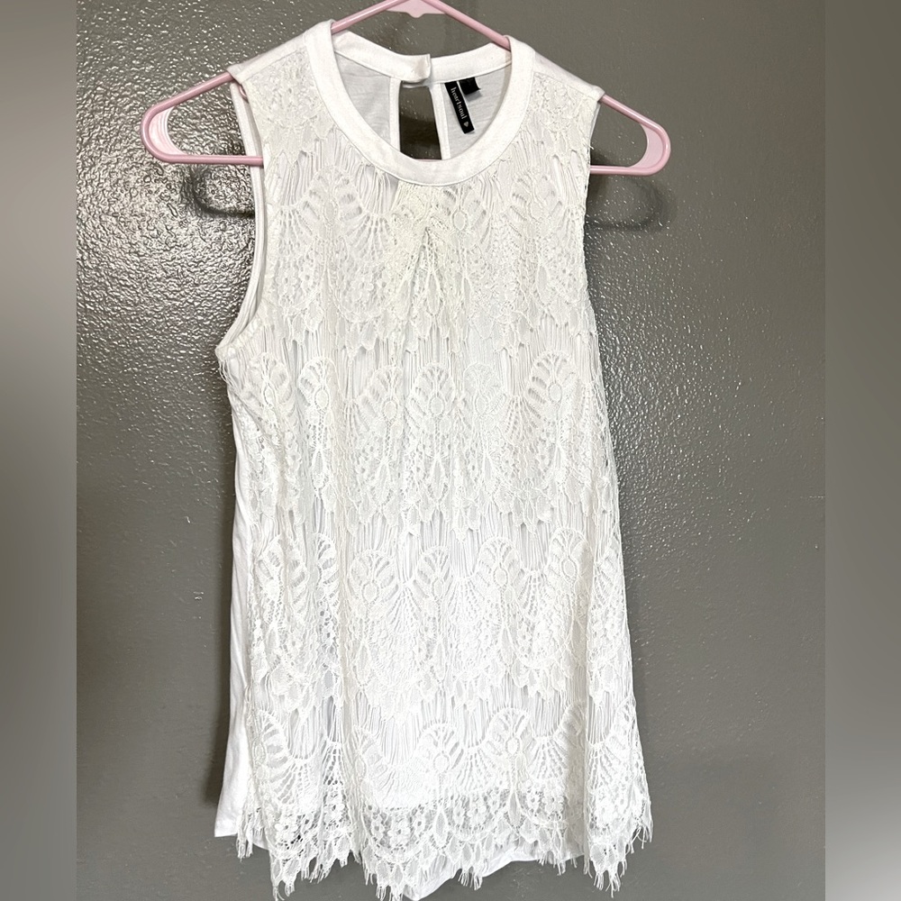 Small Heartsoul lace tank top